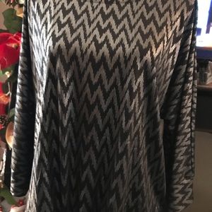 Black & silver Chevron blouse